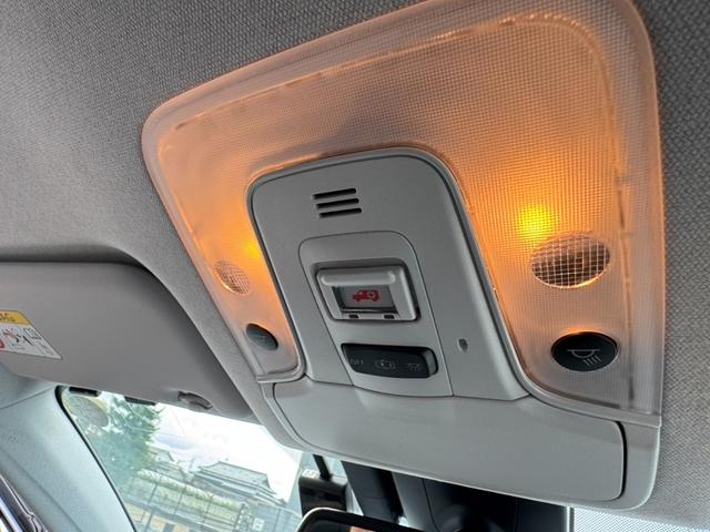 プリウス Ａ　９インチナビ　バックカメラ　運転席パワーシート　ヘッドライトディスプレイ　取説あり　スペアキーあり　ＥＴＣ（28枚目）