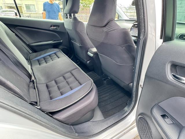 プリウス Ａ　９インチナビ　バックカメラ　運転席パワーシート　ヘッドライトディスプレイ　取説あり　スペアキーあり　ＥＴＣ（34枚目）