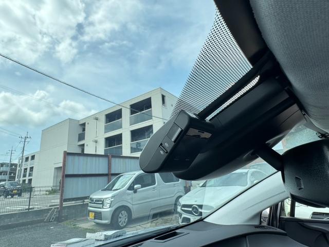 プリウス Ａ　９インチナビ　バックカメラ　運転席パワーシート　ヘッドライトディスプレイ　取説あり　スペアキーあり　ＥＴＣ（46枚目）