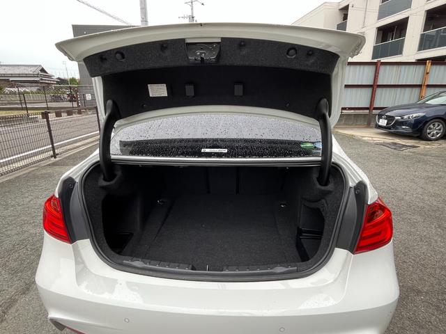 ３シリーズ ３２０ｉ　ＥＴＣ　バックカメラ　デイライトコーティング　シートヒーター　ナビ（16枚目）