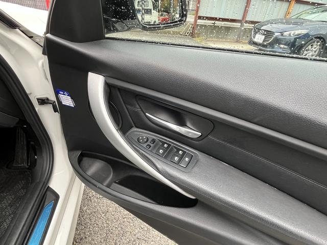３シリーズ ３２０ｉ　ＥＴＣ　バックカメラ　デイライトコーティング　シートヒーター　ナビ（18枚目）