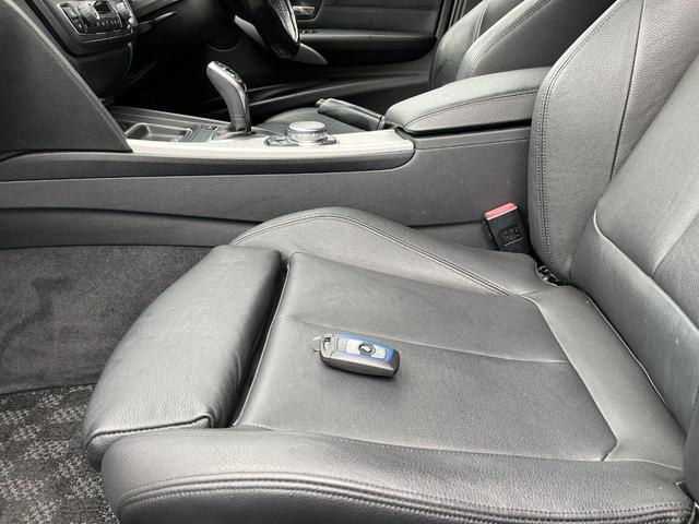 ３シリーズ ３２０ｉ　ＥＴＣ　バックカメラ　デイライトコーティング　シートヒーター　ナビ（48枚目）