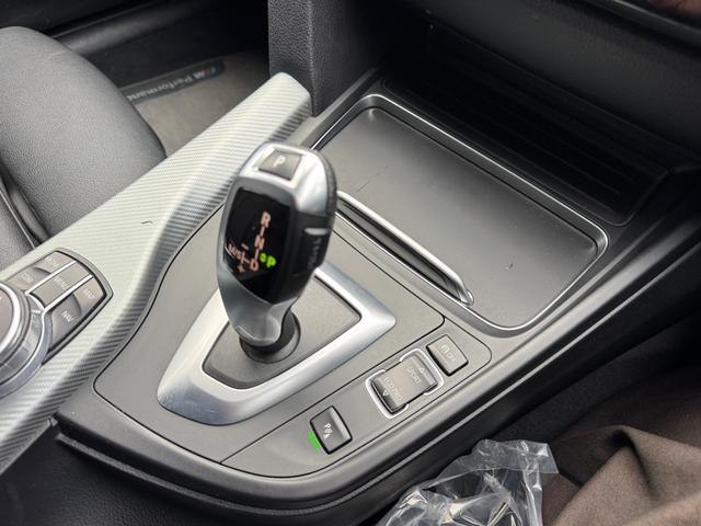 3シリーズ 318iツーリング Mスポーツ エディションシャドー ディスプレイメーター・シートヒーター・レザーシート・19インチアルミ・ドライブレコーダー・電動リアゲート(36枚目)