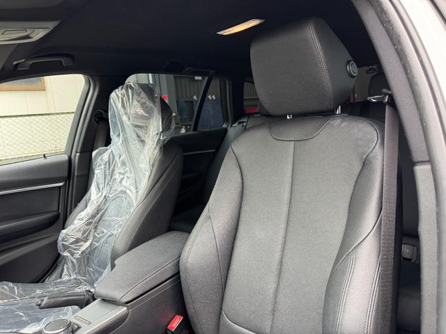 3シリーズ 318iツーリング Mスポーツ エディションシャドー ディスプレイメーター・シートヒーター・レザーシート・19インチアルミ・ドライブレコーダー・電動リアゲート(39枚目)