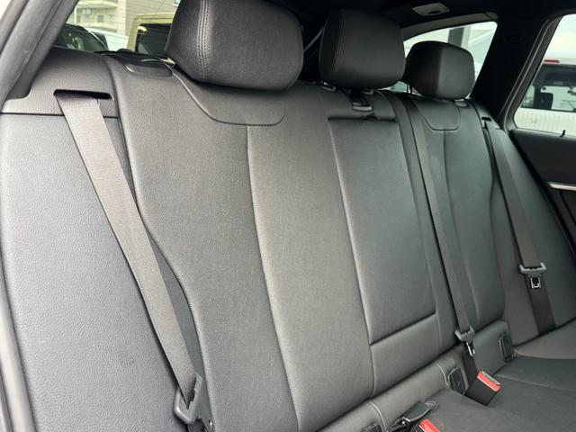 3シリーズ 318iツーリング Mスポーツ エディションシャドー ディスプレイメーター・シートヒーター・レザーシート・19インチアルミ・ドライブレコーダー・電動リアゲート(44枚目)