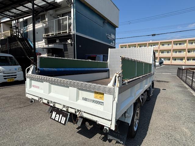 キャンター ダンプ　ダンプ　あおりあり　荷台あおりと運転席後ろ縞鋼板あり運転席助手席ビニールあり　メッキパーツ　ＥＴＣ　ディーゼル（6枚目）