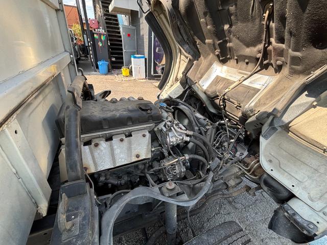 キャンター ダンプ　ダンプ　あおりあり　荷台あおりと運転席後ろ縞鋼板あり運転席助手席ビニールあり　メッキパーツ　ＥＴＣ　ディーゼル（32枚目）