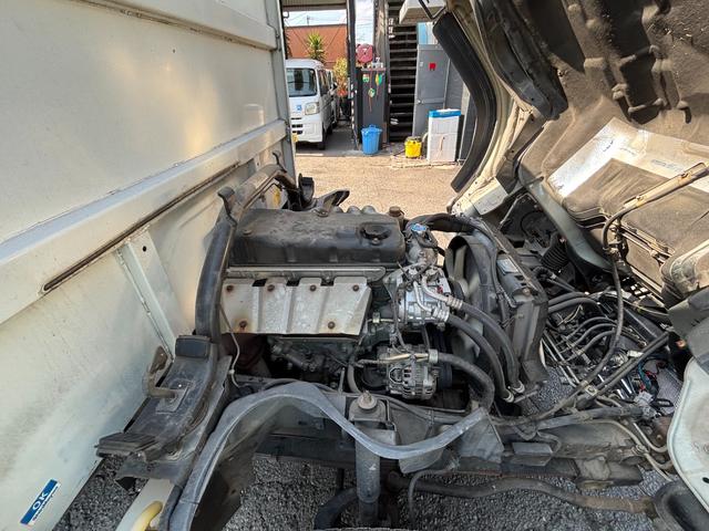 キャンター ダンプ　ダンプ　あおりあり　荷台あおりと運転席後ろ縞鋼板あり運転席助手席ビニールあり　メッキパーツ　ＥＴＣ　ディーゼル（33枚目）