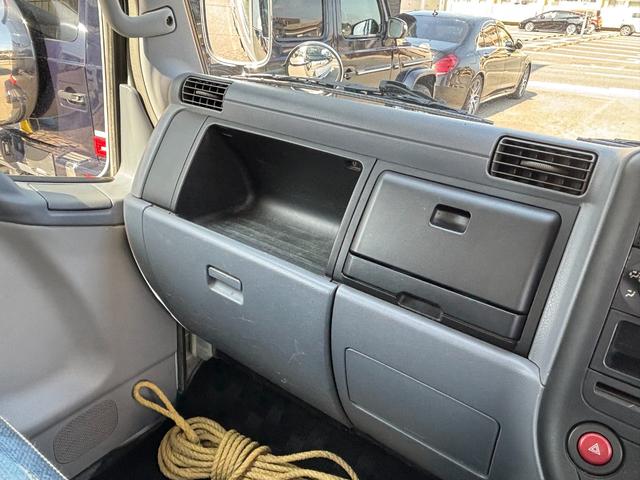 キャンター ダンプ　ダンプ　あおりあり　荷台あおりと運転席後ろ縞鋼板あり運転席助手席ビニールあり　メッキパーツ　ＥＴＣ　ディーゼル（45枚目）