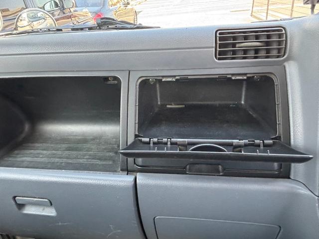 キャンター ダンプ　ダンプ　あおりあり　荷台あおりと運転席後ろ縞鋼板あり運転席助手席ビニールあり　メッキパーツ　ＥＴＣ　ディーゼル（48枚目）