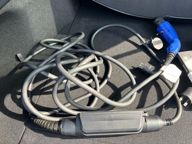 �[�d�P�[�u������ł�