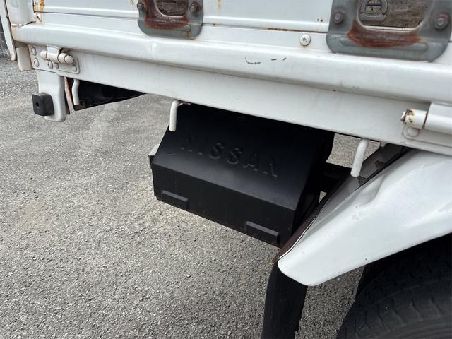 1994 Nissan Attra Track DX PS PW photo 12