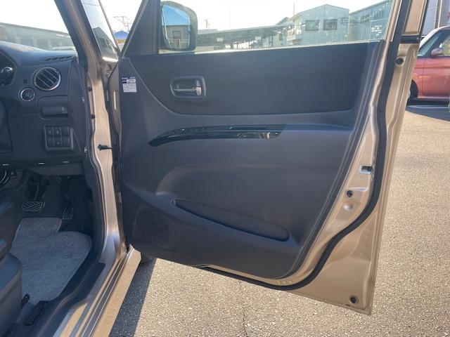 パレットＳＷ ＴＳ　両側パワースライドドア　プッシュスタート　スマートキー　インタークーラーターボ　ＥＴＣ　社外ＡＷ（11枚目）