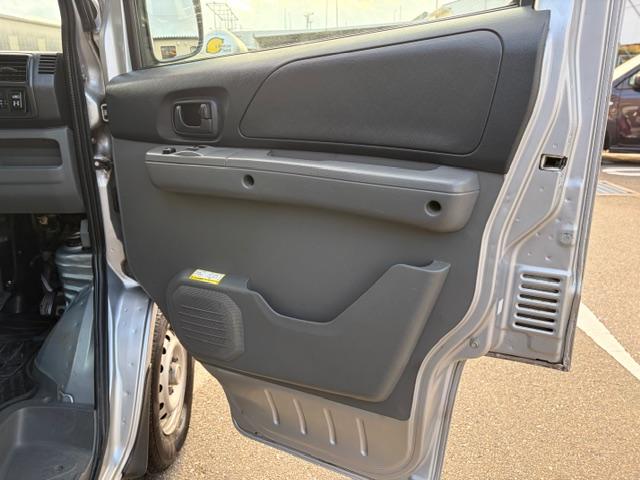 ミニキャブバン CL 4WD ハイルーフ(11枚目)
