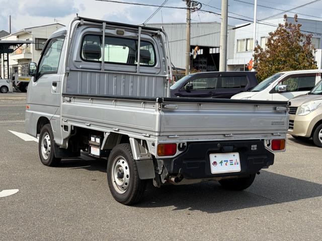 サンバートラック ＴＢ　５速マニュアル　４ＷＤ　三方開（6枚目）