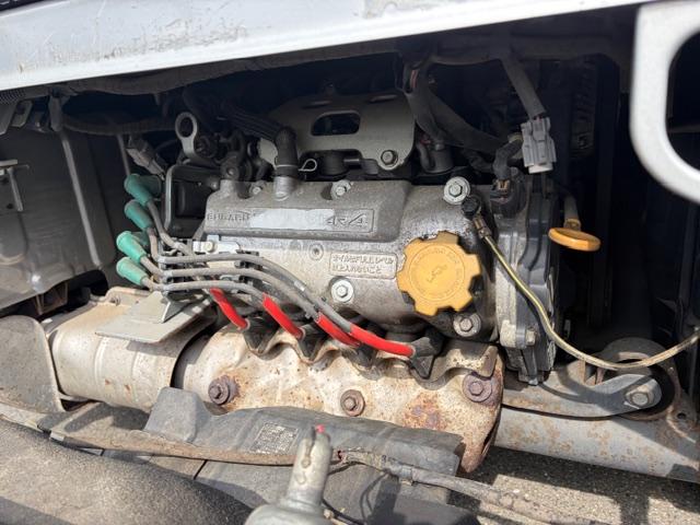 サンバートラック ＴＢ　５速マニュアル　４ＷＤ　三方開（10枚目）