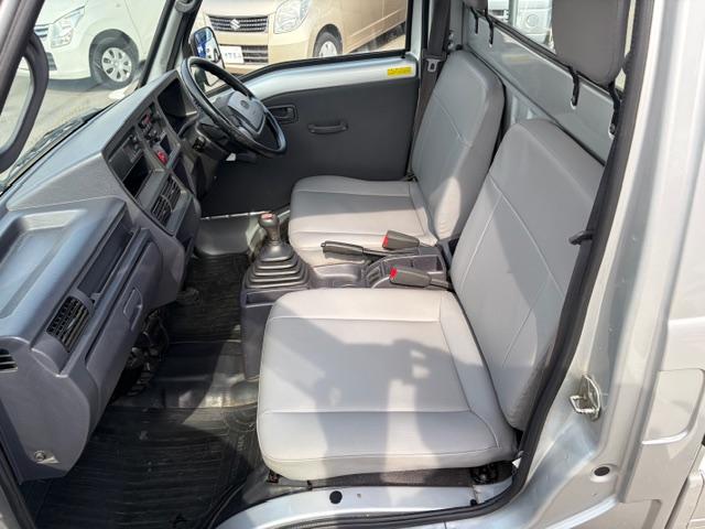 サンバートラック ＴＢ　５速マニュアル　４ＷＤ　三方開（14枚目）