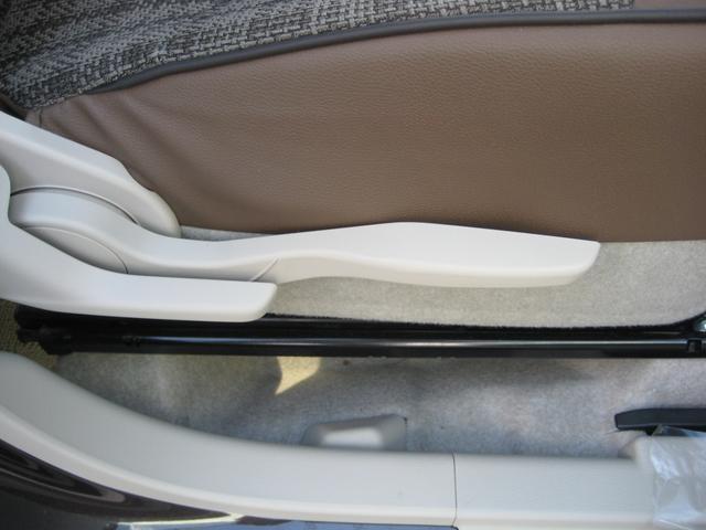 ＬＣ　Ｘ　５型　オートライト　プッシュスタート　シートヒーター　オートエアコン　禁煙車　スズキセーフティーサポート　ワンオーナー　衝突被害軽減システム　アイドリングストップ　衝突安全ボディ（画像36）
