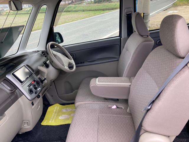 タント Ｌ　ナビ付　走行１２２０００ｋｍ　エアコン　パワステ　パワーウィンドウ　Ｗエアバッグ　ＡＢＳ　キーレス　ＣＶＴ　リアプライバシーガラス　セキュリティアラーム（9枚目）