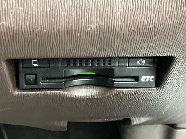 パッソ Ｘ　アイドリングストップ　ナビ地デジＴＶ　Ｂｌｕｅｔｏｏｔｈ　キーレスエントリー　ＥＴＣ　電動格納ドアミラー　コーナーセンサー　横滑り防止装置　レンタＵＰ（9枚目）