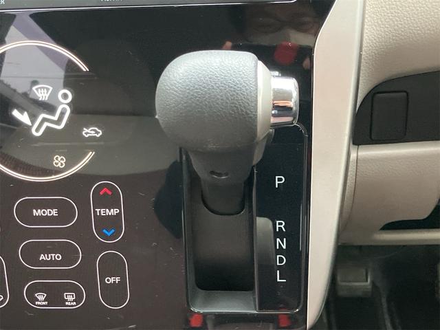 ｅＫワゴン Ｍ　ｅ－アシスト　衝突軽減ブレーキ　アイドリングストップ　横滑り防止装置　ドライブレコーダー　キーレスエントリー　ＥＴＣ　ＣＤデッキ　ベンチシート　シートヒーター　電動格納ドアミラー　車検令和９年９月　レンタＵＰ（9枚目）