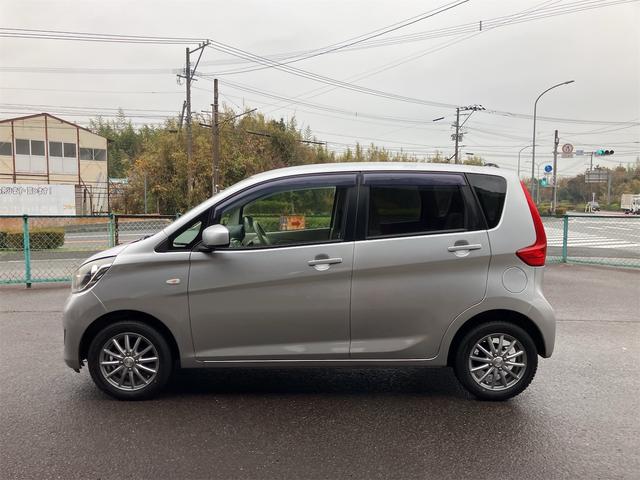 ｅＫワゴン Ｍ　ｅ－アシスト　衝突軽減ブレーキ　アイドリングストップ　横滑り防止装置　ドライブレコーダー　キーレスエントリー　ＥＴＣ　ＣＤデッキ　ベンチシート　シートヒーター　電動格納ドアミラー　車検令和９年９月　レンタＵＰ（40枚目）