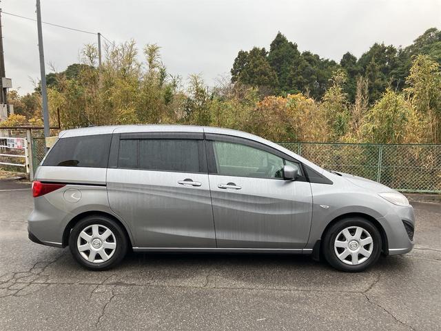 プレマシー ２０ＣＳ　両側電動スライドドア　ナビ地デジＴＶ　バックカメラ　Ｂｌｕｅｔｏｏｔｈ　キーレスエントリー　ＥＴＣ　オートエアコン　電動格納ドアミラー　７人乗り　車検令和８年１２月　レンタＵＰ（32枚目）