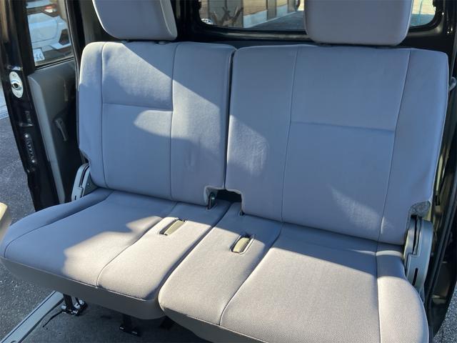 ミニキャブバン ブラボー　ＥＴＣ　キーレスエントリー　ＣＤデッキ　オートマ車　両側スライドドア　ＡＢＳ　運転席助手席エアバック　走行５３０００ｋｍ（17枚目）