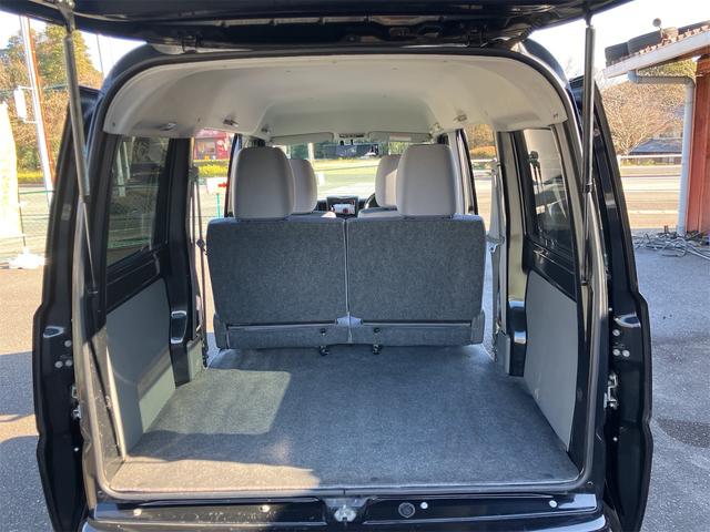 ミニキャブバン ブラボー　ＥＴＣ　キーレスエントリー　ＣＤデッキ　オートマ車　両側スライドドア　ＡＢＳ　運転席助手席エアバック　走行５３０００ｋｍ（18枚目）