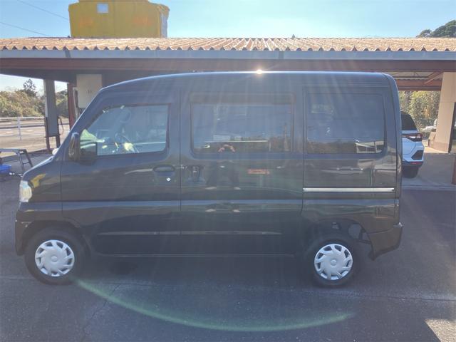 ミニキャブバン ブラボー　ＥＴＣ　キーレスエントリー　ＣＤデッキ　オートマ車　両側スライドドア　ＡＢＳ　運転席助手席エアバック　走行５３０００ｋｍ（28枚目）