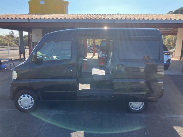 ミニキャブバン ブラボー　ＥＴＣ　キーレスエントリー　ＣＤデッキ　オートマ車　両側スライドドア　ＡＢＳ　運転席助手席エアバック　走行５３０００ｋｍ（29枚目）