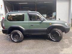 第二展示場にも中古車を展示しております。 3