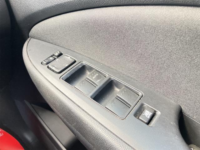 ビアンテ グランツ－スカイアクティブ　ＥＴＣ　バックカメラ　ナビ　ＴＶ　フリップダウンモニター　両側電動スライドドア　ＨＩＤ　スマートキー　アイドリングストップ　電動格納ミラー　３列シート　　ＤＶＤ再生　盗難防止システム　衝突安全ボディ（9枚目）