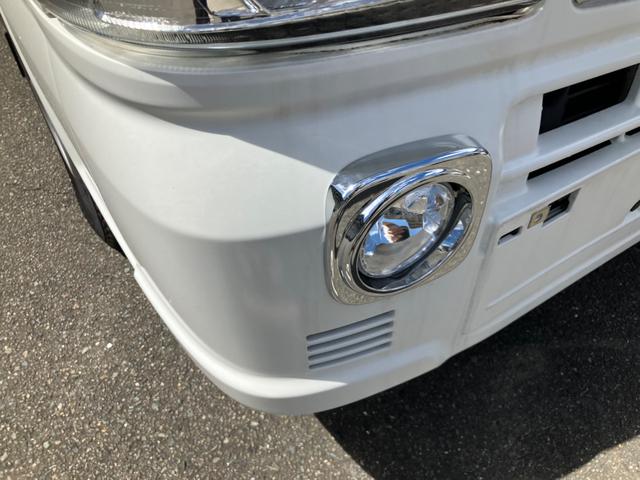 スーパーキャリイ スーパーキャリイ　Ｘ　４型　衝突被害軽減ブレーキ　キーレス　オートライト　スズキセーフティーサポート　衝突被害軽減システム　横滑り防止機能　衝突安全ボディ　盗難防止システム　キーレスエントリー　スモークガラス　後方誤発進抑制機能　アイドリングストップ（11枚目）