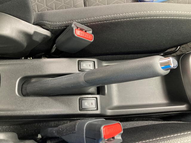 �T�C�h�u���[�L�͎�ň����^�C�v�ł���