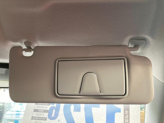 �T���o�C�U�[�ɂ̓`�P�b�g�z���_�[������