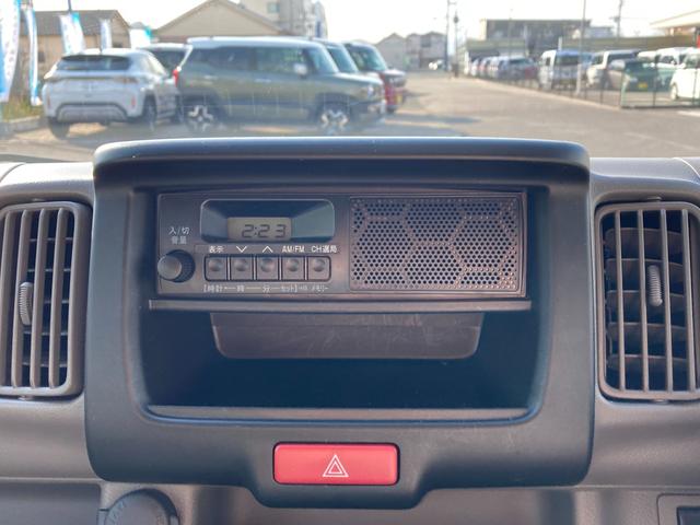 エブリイ ＰＡ　４型　５ＭＴ　スライドドア　ラジオ　横滑り防止機能　オートライト　スライドドア　横滑り防止機能　５ＭＴ（2枚目）