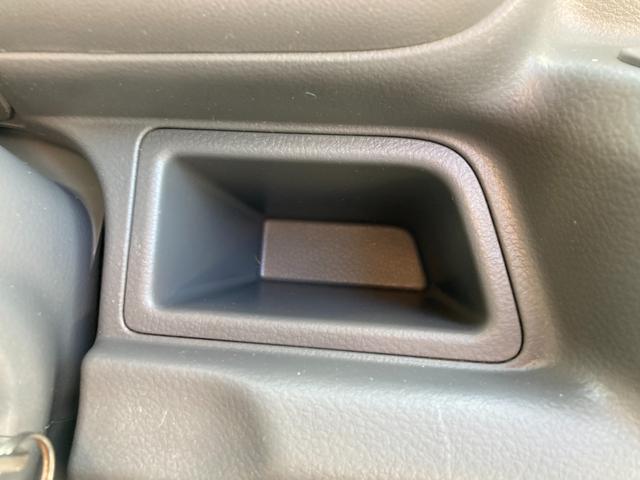 エブリイ ＰＡ　４型　５ＭＴ　スライドドア　ラジオ　横滑り防止機能　オートライト　スライドドア　横滑り防止機能　５ＭＴ（25枚目）