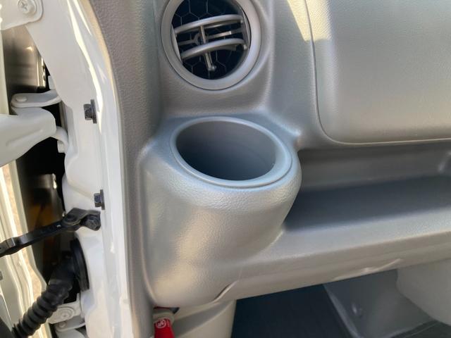 エブリイ ＰＡ　４型　５ＭＴ　スライドドア　ラジオ　横滑り防止機能　オートライト　スライドドア　横滑り防止機能　５ＭＴ（36枚目）