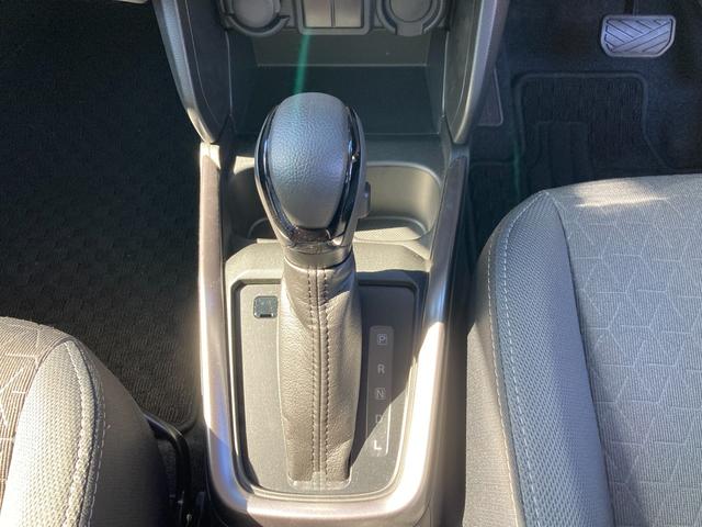 スイフト ＨＹＢＲＩＤ　ＭＸ　アダクティブクルーズコントロール　オートライト　プッシュスタート　シートヒーター　オートエアコン　衝突被害軽減システム　横滑り防止機能　衝突安全ボディ　盗難防止システム　アダクティブクルーズコントロール　ＬＥＤヘッドライト（19枚目）
