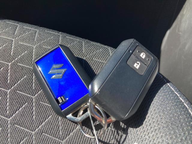 スイフト ＨＹＢＲＩＤ　ＭＸ　アダクティブクルーズコントロール　オートライト　プッシュスタート　シートヒーター　オートエアコン　衝突被害軽減システム　横滑り防止機能　衝突安全ボディ　盗難防止システム　アダクティブクルーズコントロール　ＬＥＤヘッドライト（27枚目）
