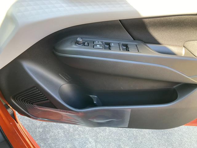 スイフト ＨＹＢＲＩＤ　ＭＸ　アダクティブクルーズコントロール　オートライト　プッシュスタート　シートヒーター　オートエアコン　衝突被害軽減システム　横滑り防止機能　衝突安全ボディ　盗難防止システム　アダクティブクルーズコントロール　ＬＥＤヘッドライト（30枚目）