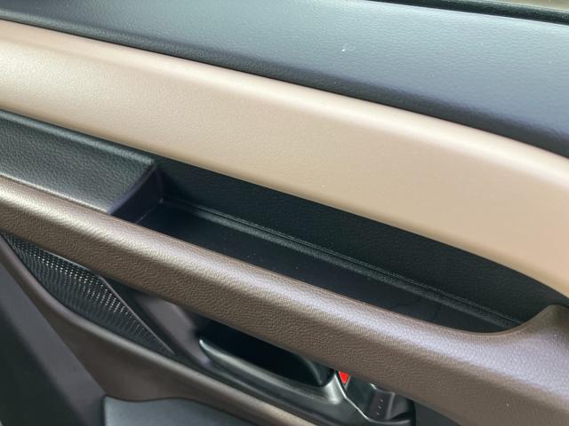 スペーシア HYBRID X 両側電動スライドドア マルチユースフラップ 後席両側電動スライドドア プッシュスタート シートヒーター オートエアコン 衝突被害軽減システム アイドリングストップ 横滑り防止機能 衝突安全ボディ 盗難防止システムマルチユースフラップ(15枚目)