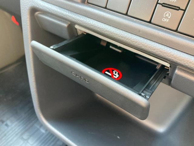 スーパーキャリイ スーパーキャリイ　Ｘリミテッド　５型　キーレスエントリー　オートライト　ＬＥＤヘッドライトライト　衝突被害軽減システム　アイドリングストップ　横滑り防止機能　衝突安全ボディ　キーレスエントリー（18枚目）