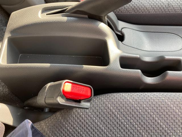 スーパーキャリイ スーパーキャリイ　Ｘリミテッド　５型　キーレスエントリー　オートライト　ＬＥＤヘッドライトライト　衝突被害軽減システム　アイドリングストップ　横滑り防止機能　衝突安全ボディ　キーレスエントリー（26枚目）