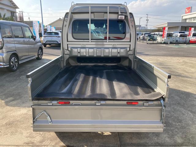 スーパーキャリイ スーパーキャリイ　Ｘリミテッド　５型　キーレスエントリー　オートライト　ＬＥＤヘッドライトライト　衝突被害軽減システム　アイドリングストップ　横滑り防止機能　衝突安全ボディ　キーレスエントリー（54枚目）