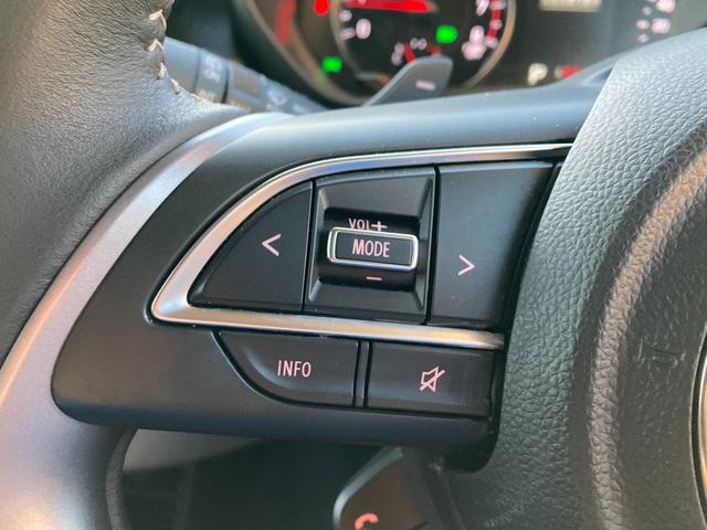 �X�e�A�����O�I�[�f�B�I�X�C�b�`�������茳�Ńi�r�̉��ʒ�����`�����l���ύX�Ȃǂ��ł��^�]�ɏW���ł��܂��ˁ�