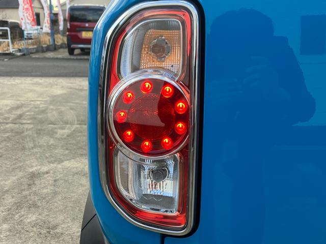 ハスラー Ｘ　ＭＲ３１Ｓ．ＭＲ４１Ｓ　ナビ　シートヒーター　２トーン　オートライト　Ｂｌｕｅｔｏｏｔｈ　ナビ　プッシュスタート　シートヒータ　オートエアコン　衝突被害軽減システム　アイドリングストップ　横滑り防止機能　衝突安全ボディ　盗難防止システム　ＨＩＤヘッドライト（41枚目）