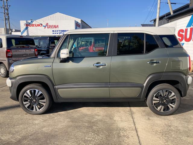 クロスビー ＨＹＢＲＩＤ　ＭＺ　４型　２トーン　ＡＣＣ　パドルシフト　オートライト　プッシュスタート　シートヒーター　オートエアコン　衝突被害軽減Ｂ　横滑り防止機能　衝突安全ボディ　盗難防止システム　アイドリングストップ　２トーン　パドルシフト　クルーズコントロール（11枚目）