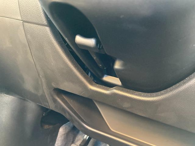 ワゴンＲカスタムＺ カスタムＺ　ＨＹＢＲＩＤ　ＺＴ　４型　ディスプレイオーデオ　オートライト　Ｂｌｕｅｔｏｏｔｈ　プッシュスタート　シートヒーター　オートエアコン　衝突被害軽減システム　横滑り防止機能　衝突安全ボディ　盗難防止システム　ディスプレイオーデオ　全方位カメラ（30枚目）